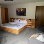 Bed & Breakfast Dahoam Im Dorfheisl 3*