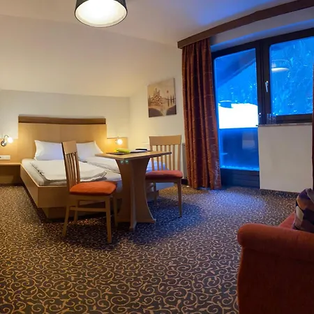 Dahoam Im Dorfheisl 3*