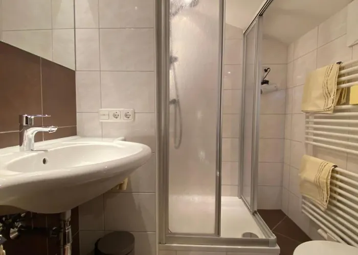Bed and Breakfast Dahoam Im Dorfheisl 3*